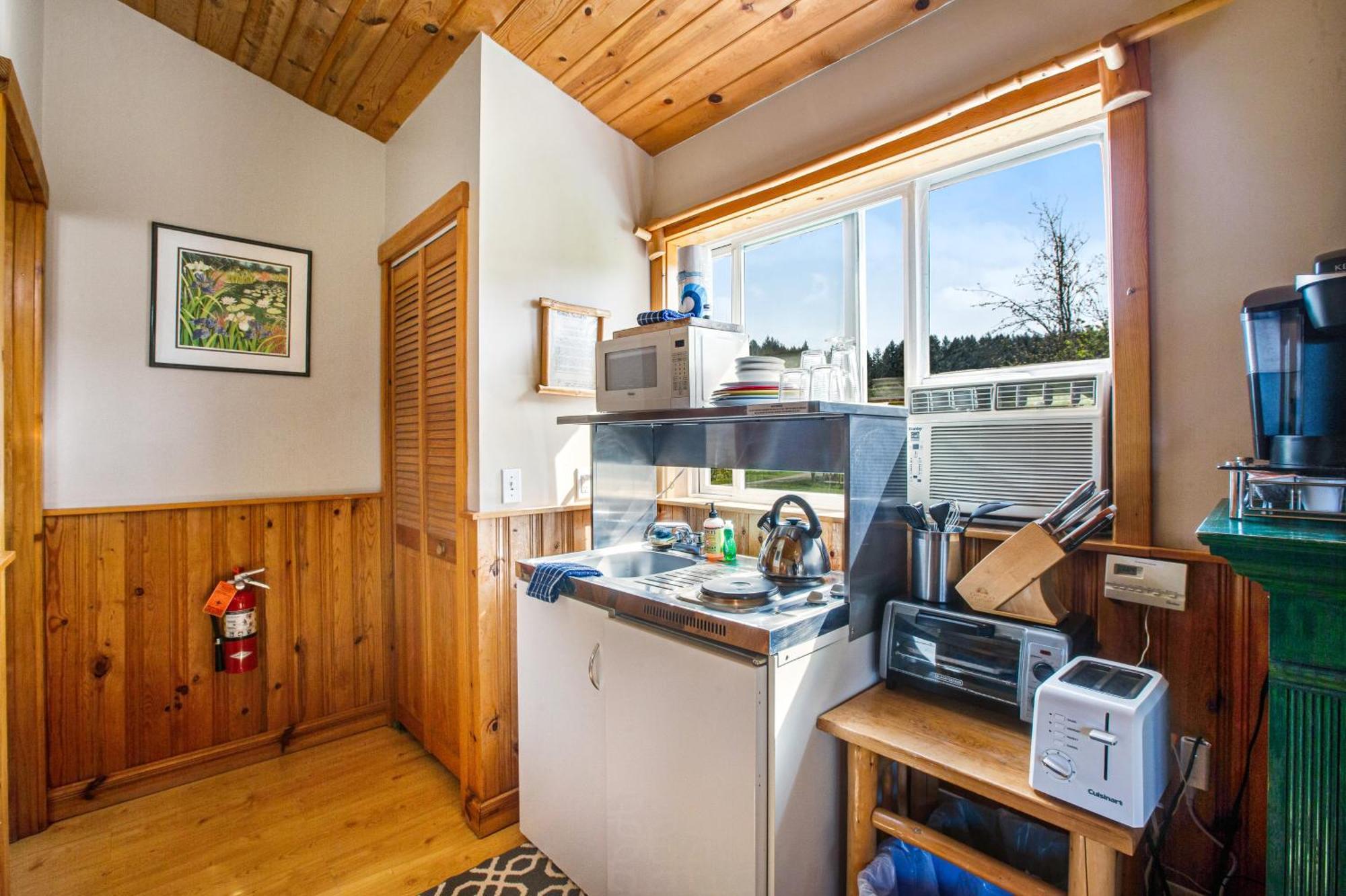 Deer Harbor Cottages Room photo
